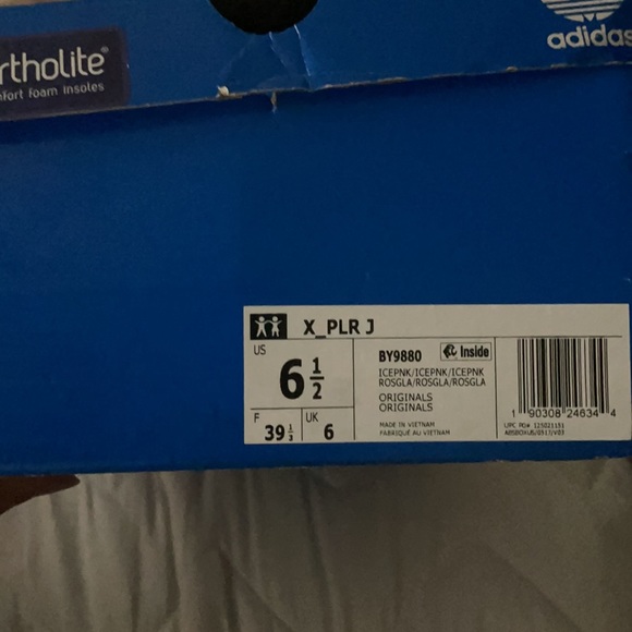 Adidas sneakers - Picture 5 of 7